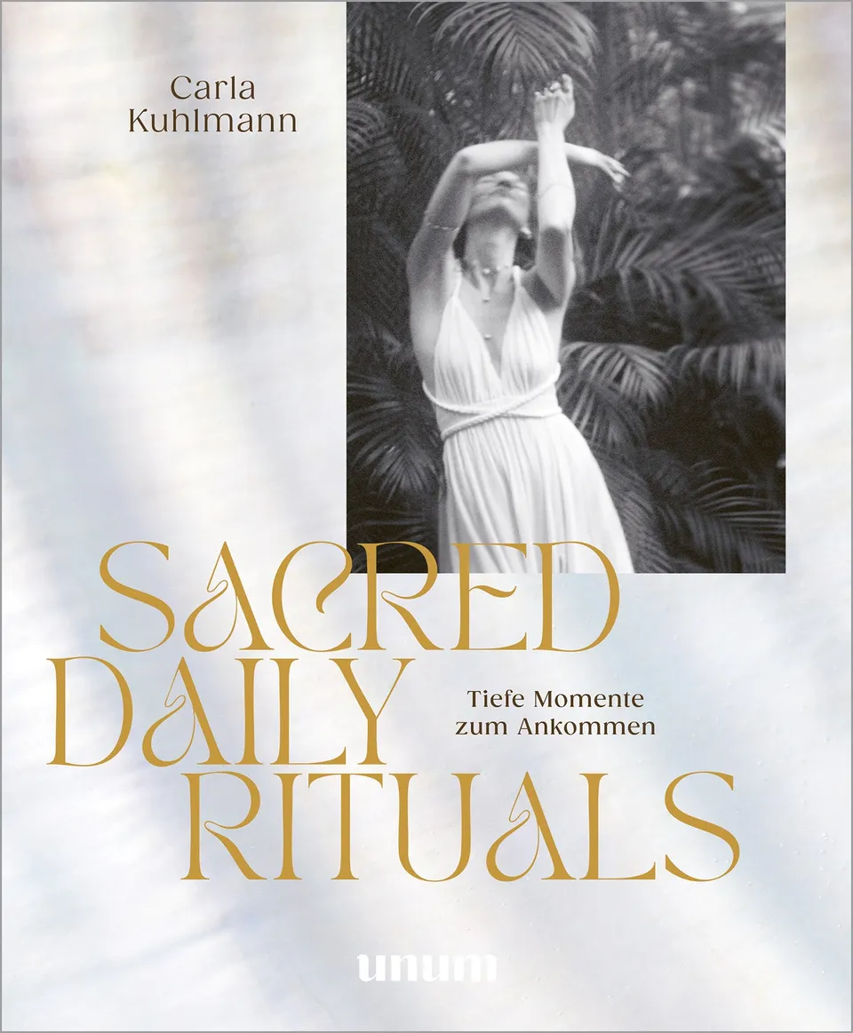 gu-kompass-sacred-daily-rituals-buch-carla-kuhlmann image 1